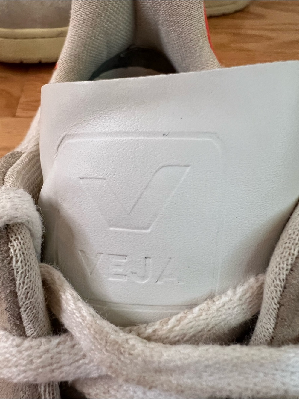 VEJA V-10 Mesh/Suede Low-Top Sneakers in White/Petal Pink/Fuo Orange - Picture 5 of 9